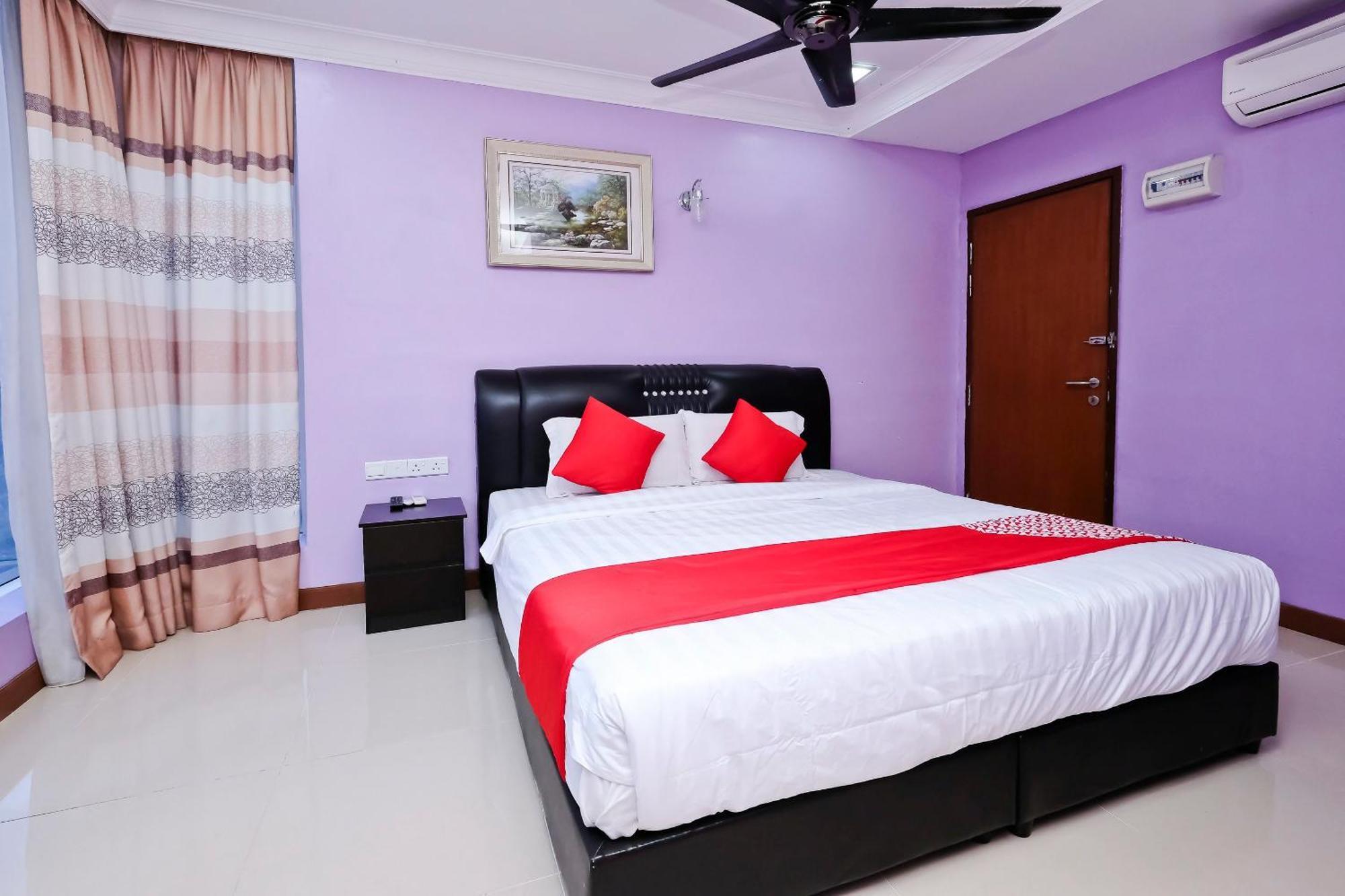 Oyo 714 Arina Hotel Bangi Εξωτερικό φωτογραφία